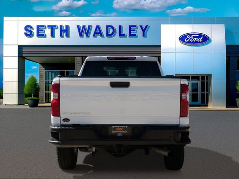 Used 2024 Chevrolet Silverado 2500 W/T w/ WT Fleet Convenience Package image 5