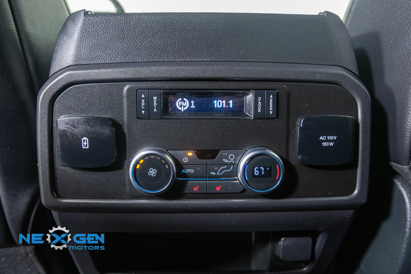 Used 2019 Ford Expedition Limited w/ Equipment Group 303A AWD/4WD image 37