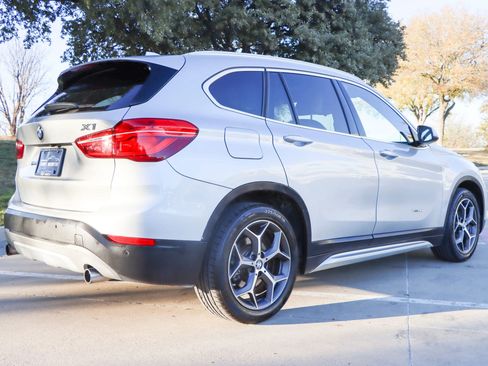 Used 2017 BMW X1 xDrive28i image 7