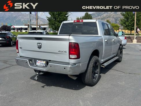 Used 2018 RAM 1500 Classic SLT image 7