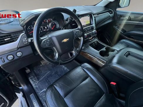 Used 2020 Chevrolet Suburban LT AWD/4WD image 36