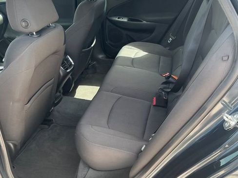 Used 2019 Chevrolet Malibu LT image 18