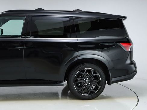 New 2026 INFINITI QX80 4WD w/ Sport Exterior Package image 45