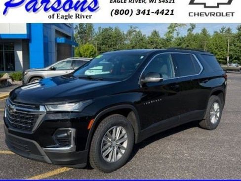 Used 2022 Chevrolet Traverse LT image 1