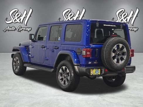 Used 2020 Jeep Wrangler Unlimited Sahara AWD/4WD image 17