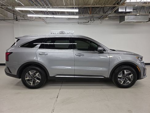 Used 2022 Kia Sorento S AWD/4WD image 10