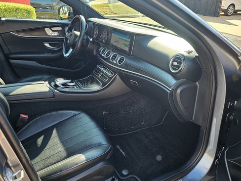 Used 2018 Mercedes-Benz E 300 w/ Premium 1 Package image 23