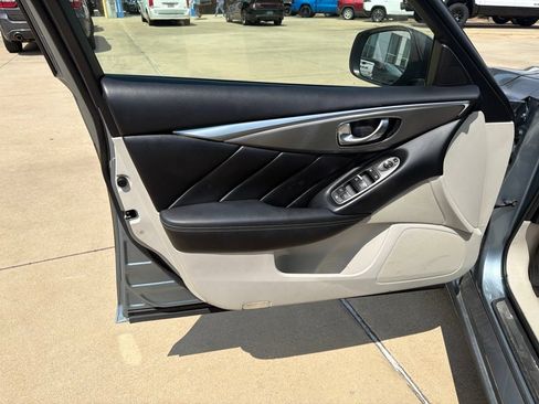 Used 2018 INFINITI Q50 Sport RWD image 16