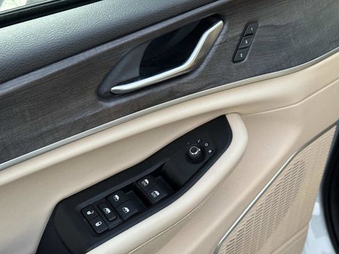 Used 2021 Jeep Grand Cherokee L Limited image 20