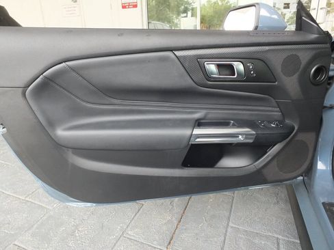 Used 2025 Ford Mustang GT Premium RWD image 23