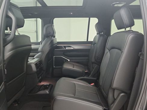 New 2026 Jeep Grand Wagoneer L 4WD image 22