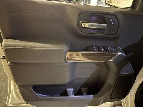 Used 2019 Chevrolet Silverado 1500 LT w/ All-Star Edition AWD/4WD image 12