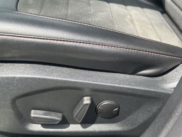 Used 2021 Ford Edge ST-Line AWD/4WD image 13