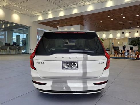 New 2026 Volvo XC90 B6 Ultra w/ Lounge Package AWD/4WD image 9