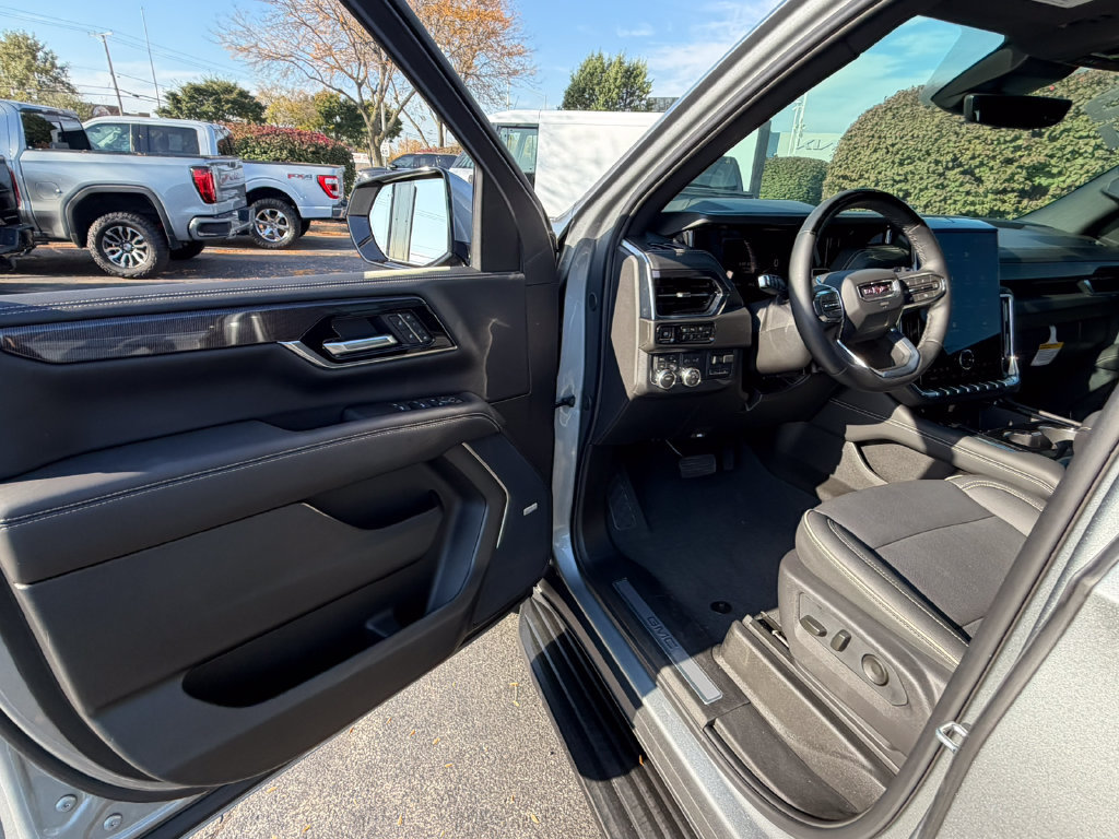 Certified 2026 GMC Yukon XL Elevation w/ Elevation Premium Package AWD/4WD image 28