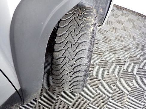 Used 2011 Chevrolet Silverado 1500 LT w/ All-Star Edition image 29