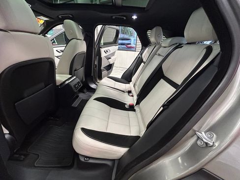 Used 2018 Land Rover Range Rover Velar R-Dynamic SE AWD/4WD image 50