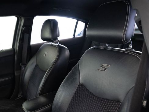 Used 2013 Chrysler 200 Limited FWD image 16