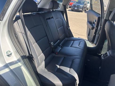 Used 2019 Kia Niro Touring w/ Paint Protection Film Package FWD image 14