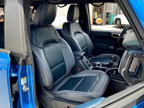 Used 2022 Ford Bronco Outer Banks w/ Sasquatch Package image 8