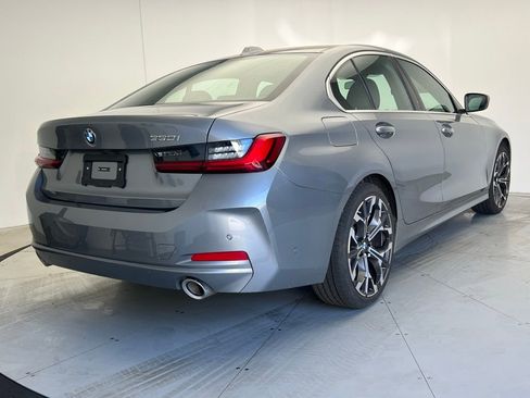 Certified 2026 BMW 330i Sedan RWD image 3