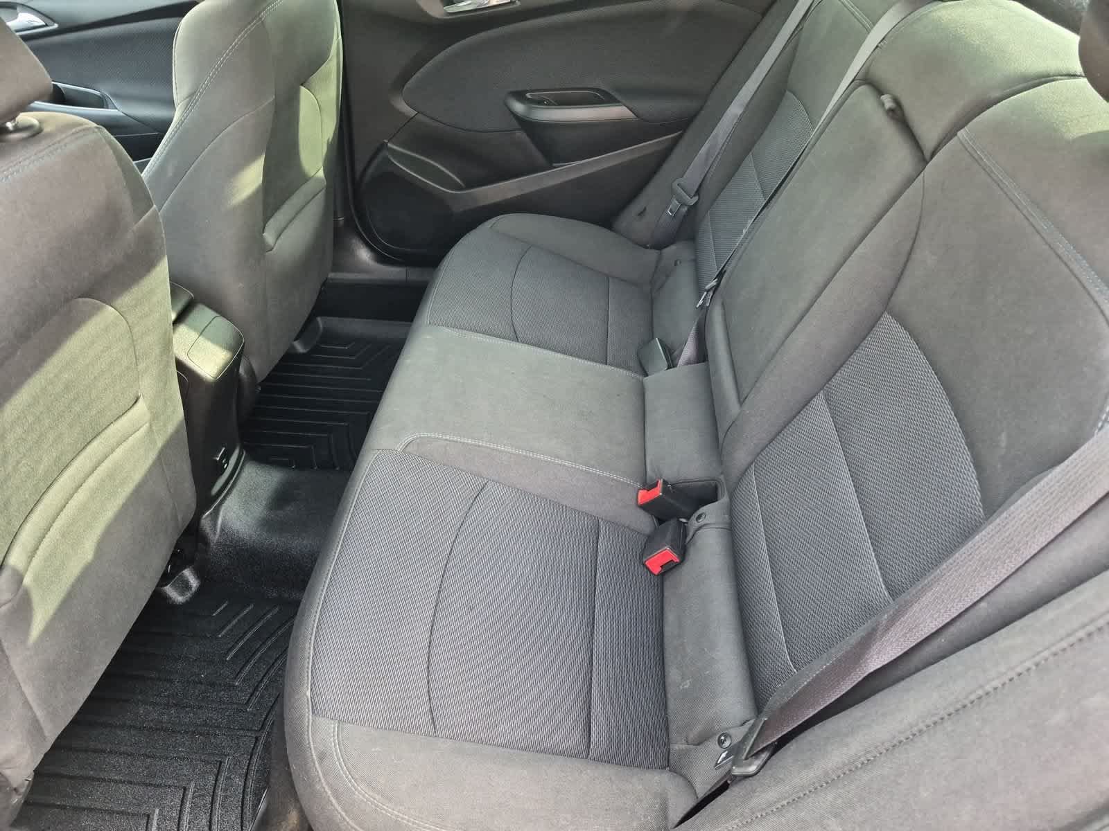 Used 2017 Chevrolet Cruze LT w/ Convenience Package FWD image 19