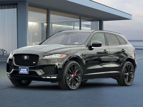 Used 2019 Jaguar F-PACE S image 8