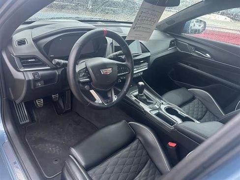 Certified 2023 Cadillac CT4 V Blackwing w/ Climate Package image 4