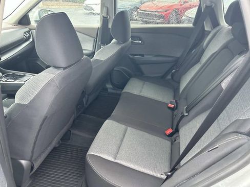 Used 2023 Nissan Rogue SV FWD image 19
