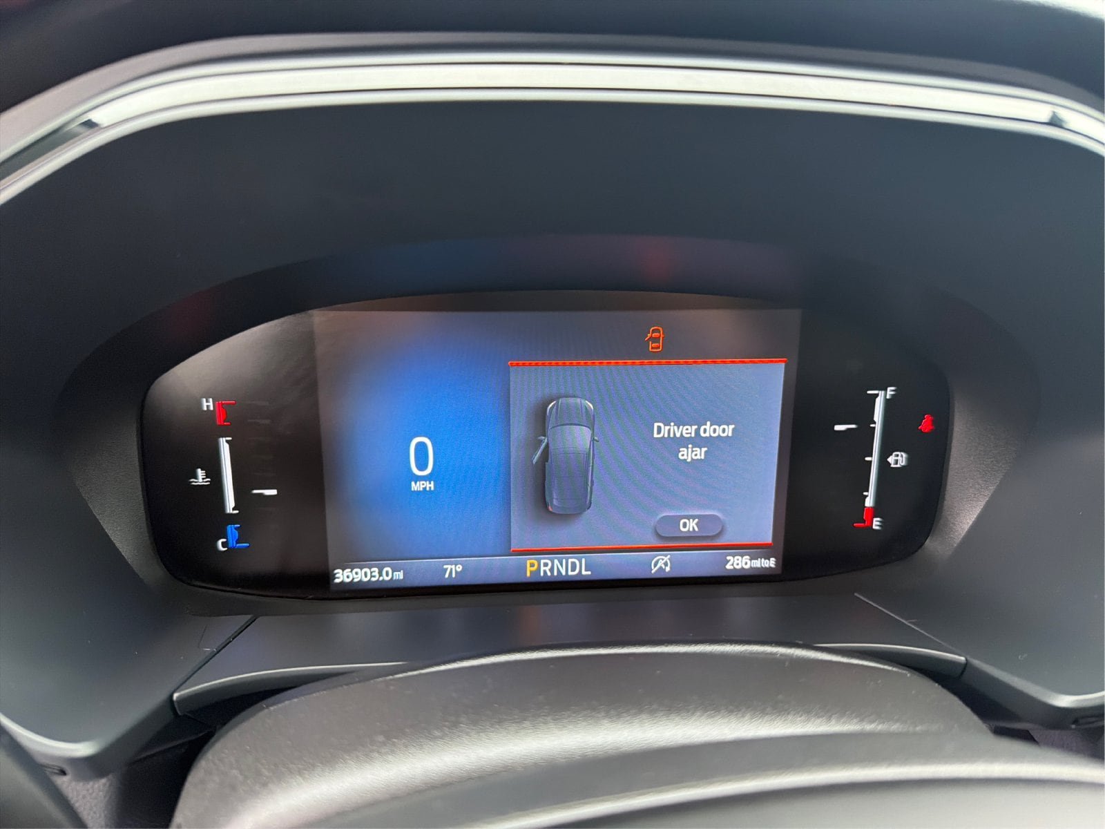 Used 2025 Ford Escape ST-Line Select AWD/4WD image 17