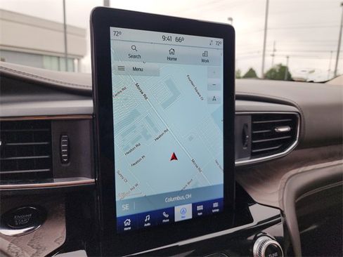 Certified 2022 Ford Explorer Platinum w/ Technology Package image 4