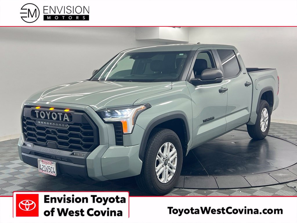 Used 2025 Toyota Tundra SR5 RWD image 1