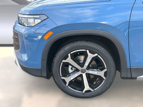 New 2026 Volkswagen Tiguan SE image 10