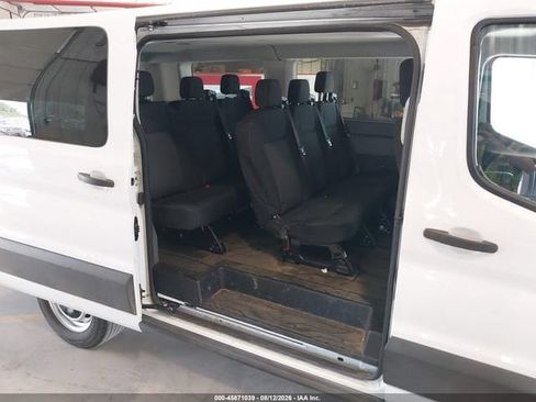 Used 2020 Ford Transit 150 XL RWD image 4