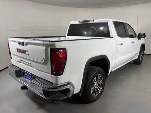 Used 2025 GMC Sierra 1500 SLT RWD image 8