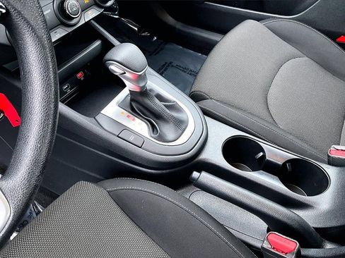 Used 2024 Kia Forte LXS image 15