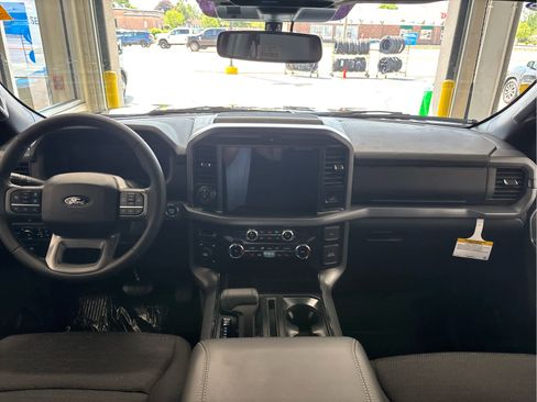 New 2026 Ford F150 XLT w/ Equipment Group 302A MID AWD/4WD image 9