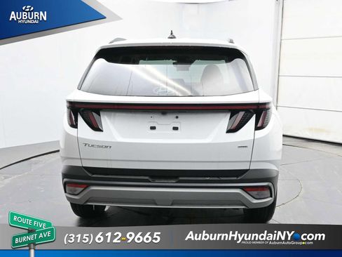 New 2025 Hyundai Tucson SEL AWD/4WD image 3