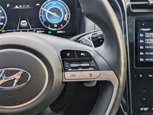 Used 2022 Hyundai Tucson Limited image 17