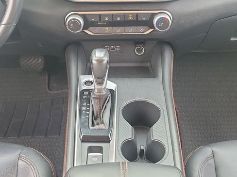 Used 2020 Nissan Altima 2.5 SR w/ Premium Package image 18