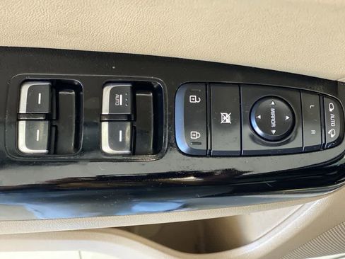 Used 2017 Kia Sportage SX AWD/4WD image 16