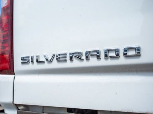 Used 2022 Chevrolet Silverado 2500 LT AWD/4WD image 10