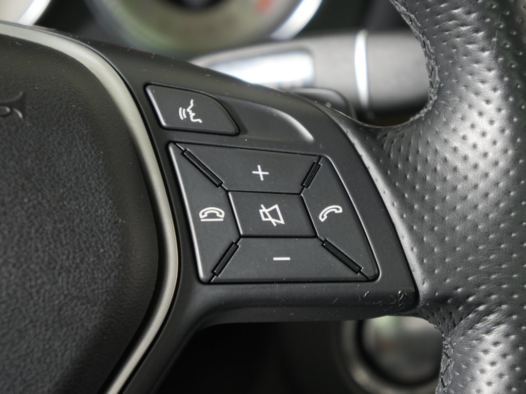 Used 2014 Mercedes-Benz E 350 4MATIC Sedan image 22