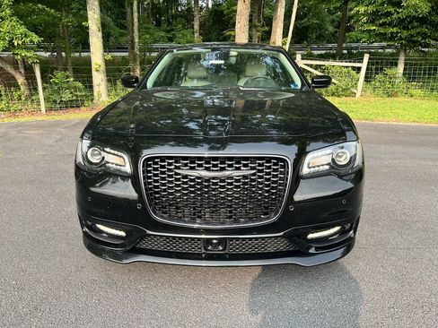 Certified 2023 Chrysler 300 Touring L w/ Safetytec Plus Group RWD image 8