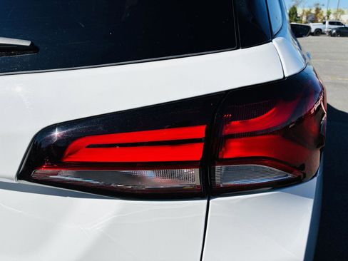 Used 2022 Chevrolet Equinox RS w/ RS Leather Package image 15