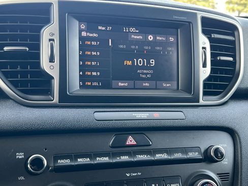 Used 2017 Kia Sportage LX w/ LX Popular Package FWD image 19