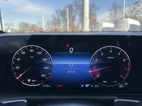 Certified 2024 Mercedes-Benz GLB 250 4MATIC image 19