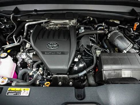 Used 2024 Toyota Grand Highlander AWD Hybrid image 26