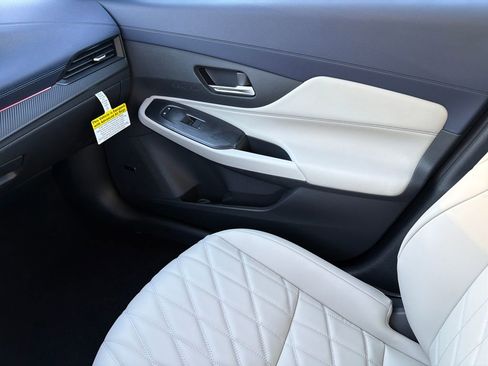 New 2026 Nissan Sentra SL w/ Floor Mat Package FWD image 29