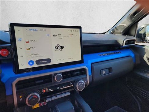 Used 2024 Toyota Tacoma TRD Sport w/ TRD Sport Upgrade Package image 21